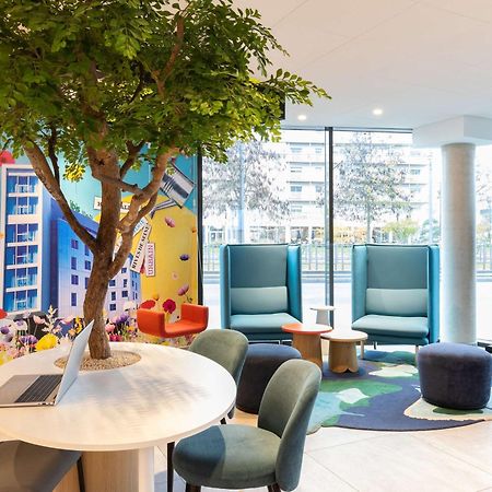 ホテル Ibis Styles Bezons Paris La Defense エクステリア 写真