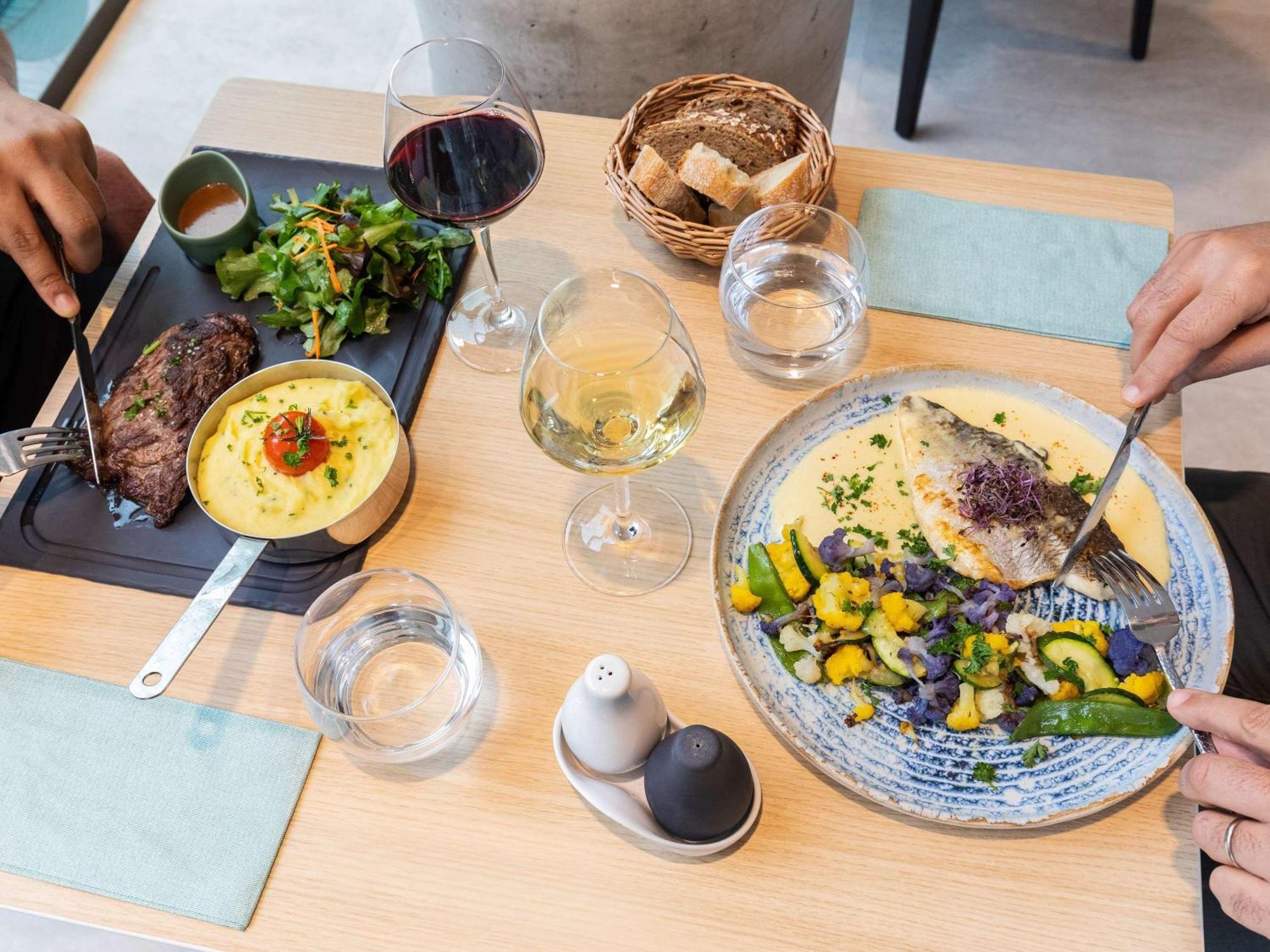 ホテル Ibis Styles Bezons Paris La Defense エクステリア 写真
