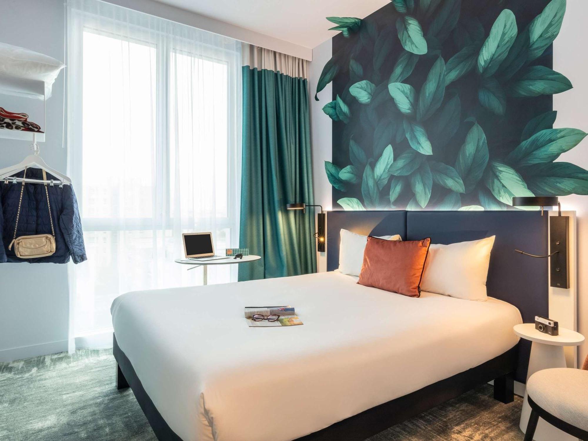 ホテル Ibis Styles Bezons Paris La Defense エクステリア 写真